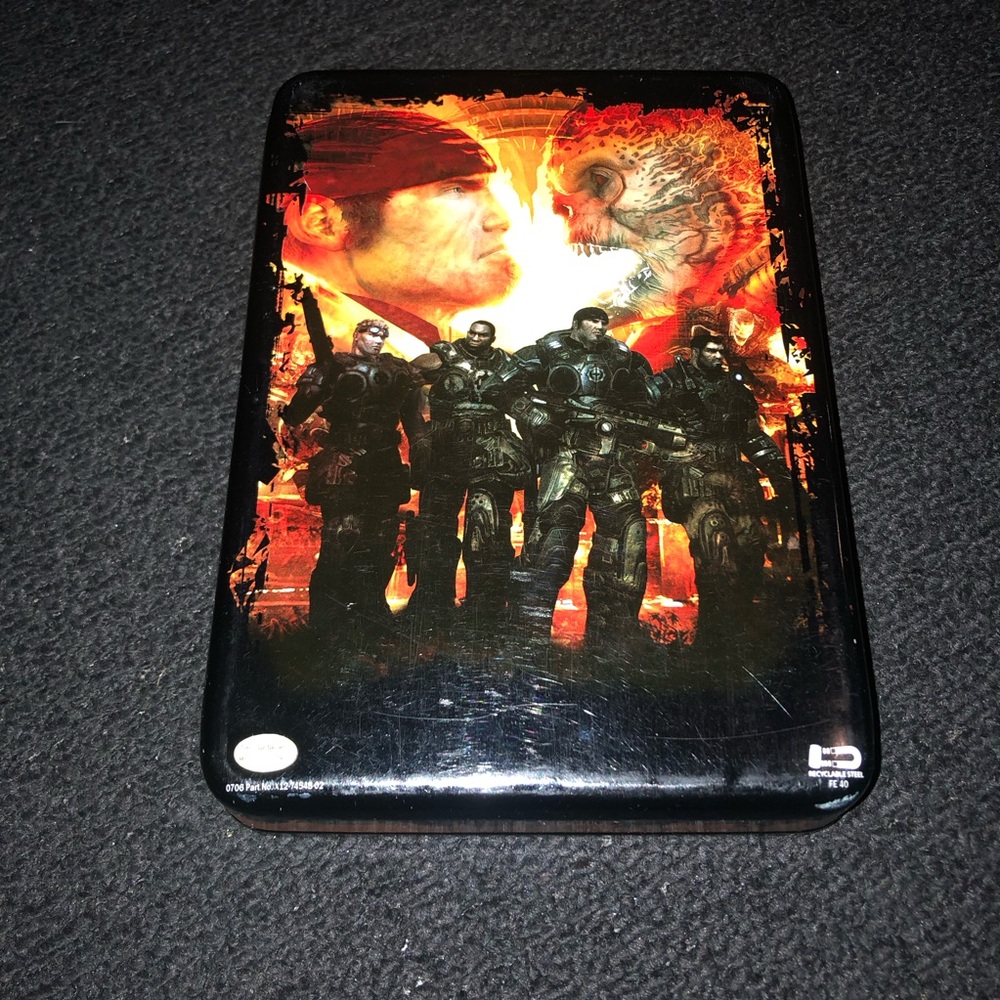 Gears of War (video game). Tin Container. Y2K 2006.